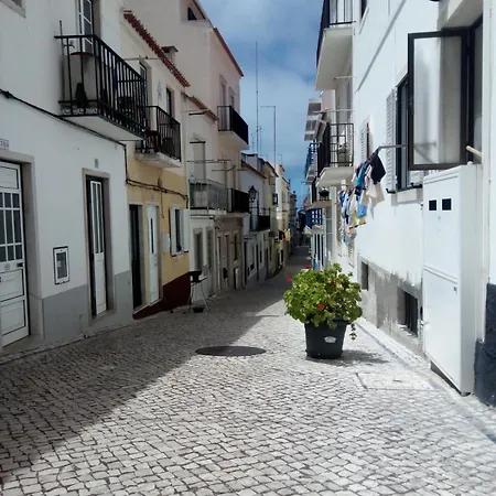 Apartamento Inlove Nazaré-casinha Da Pátria